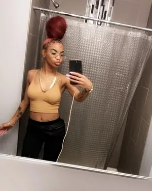 Rozay Molly