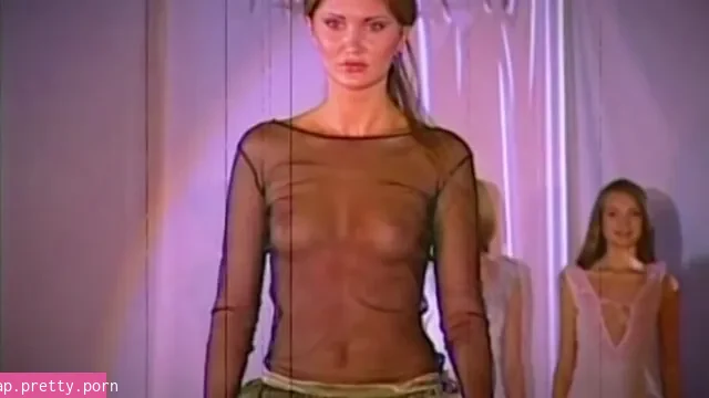 Runway Models - Photo #01