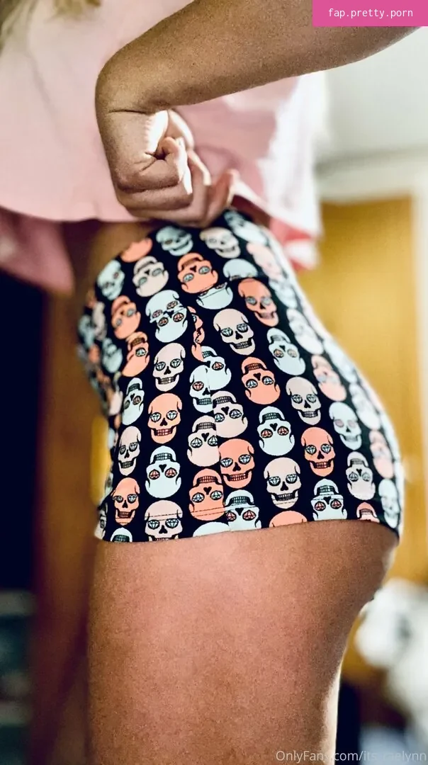 raelynn_of - Photo #40