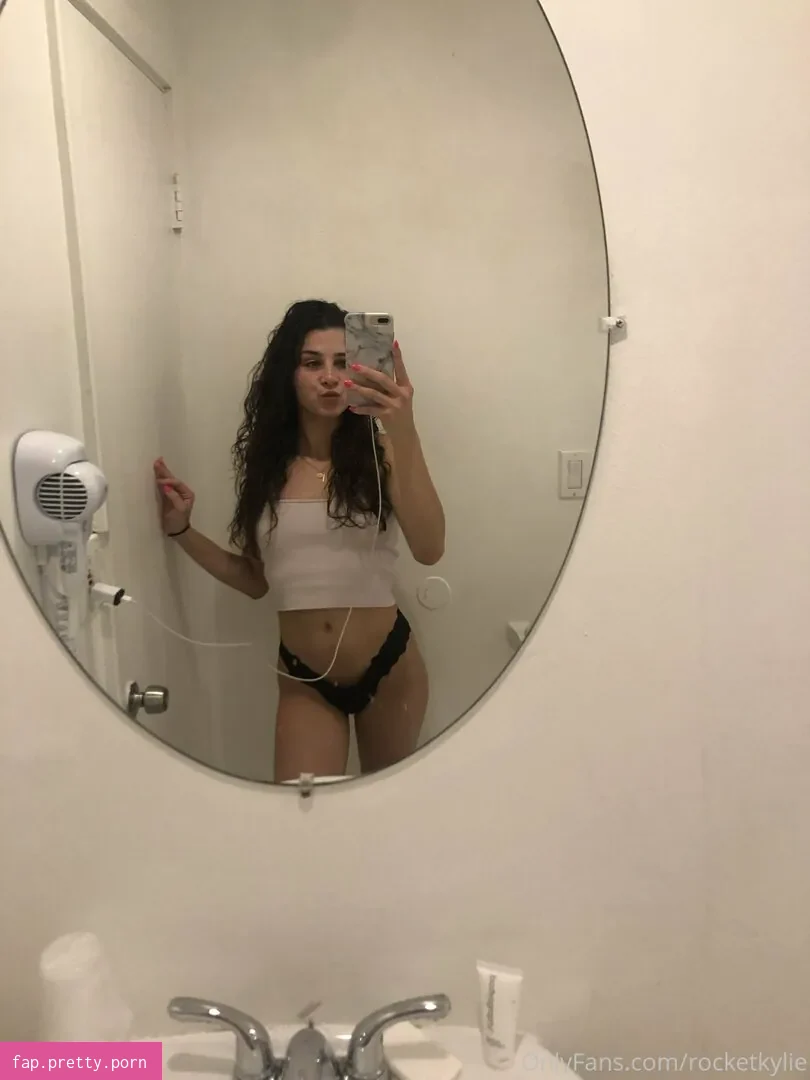 rocketkylie - Photo #88