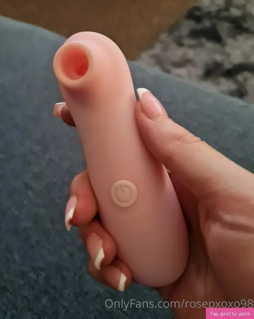 rosepxoxo98 - Photo #01
