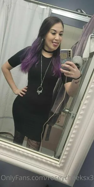 roseycheeksx3