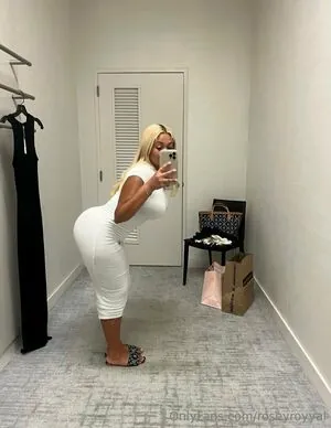 RoseyRoyyal