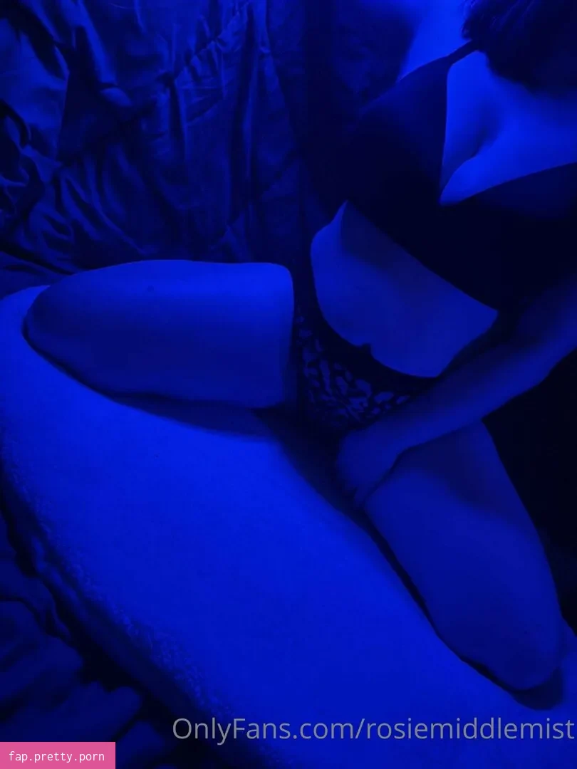 rosiemiddlemist - Photo #52