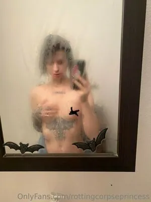 rottingcorpseprincess