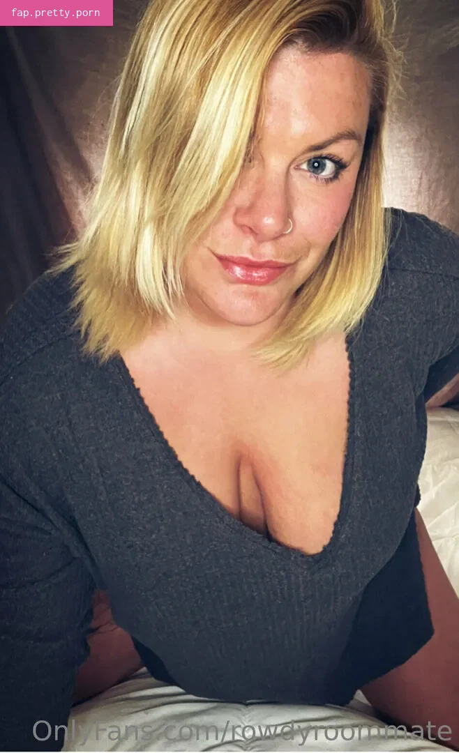 rowdyroommate - Photo #11
