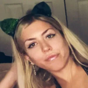 roxyyybabyyyfree