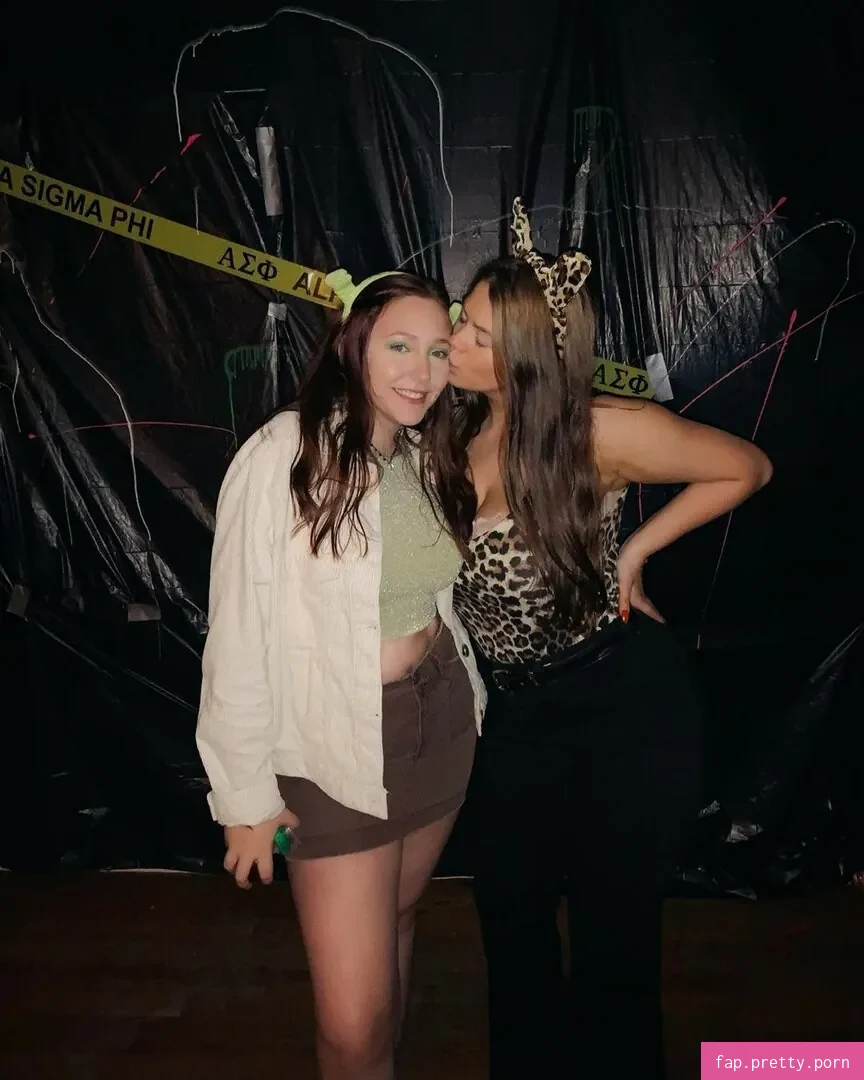 Rachel P - Photo #29