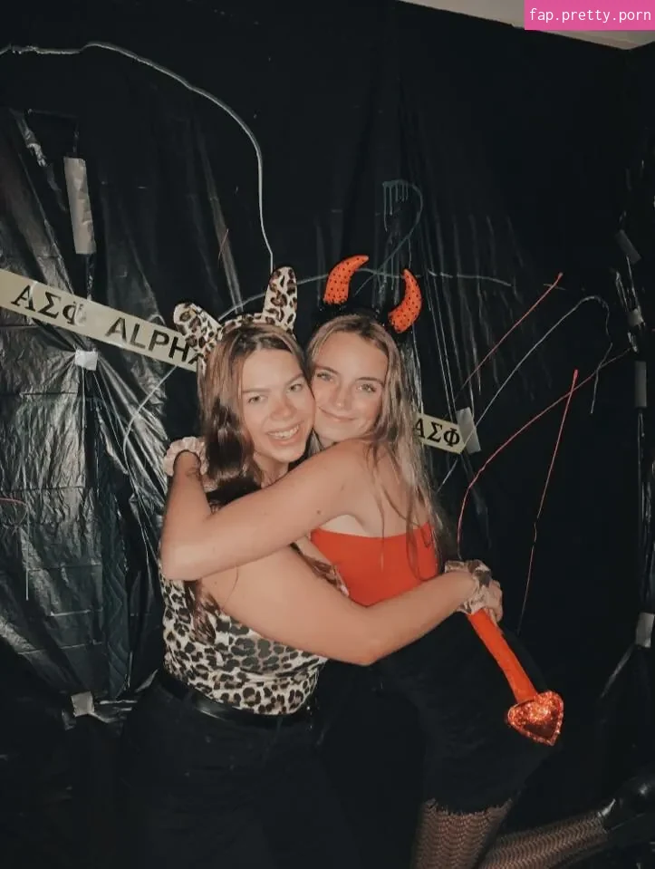 Rachel P - Photo #32