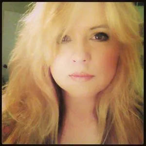Rebecca Parrot
