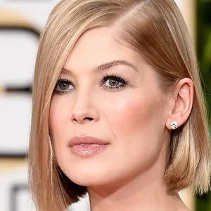 Rosamund Pike