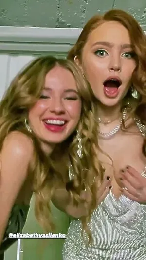 Renata Ri