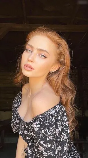 Renata Ri