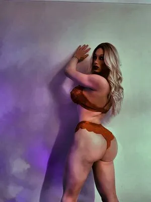 Roman Rose