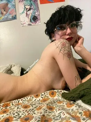 raven_sweetfeet
