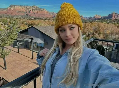 Riley Steele