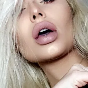 Romanie Smith