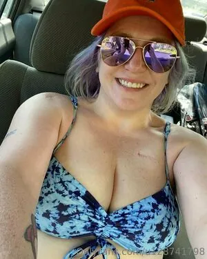 roxanneandmax_swingers