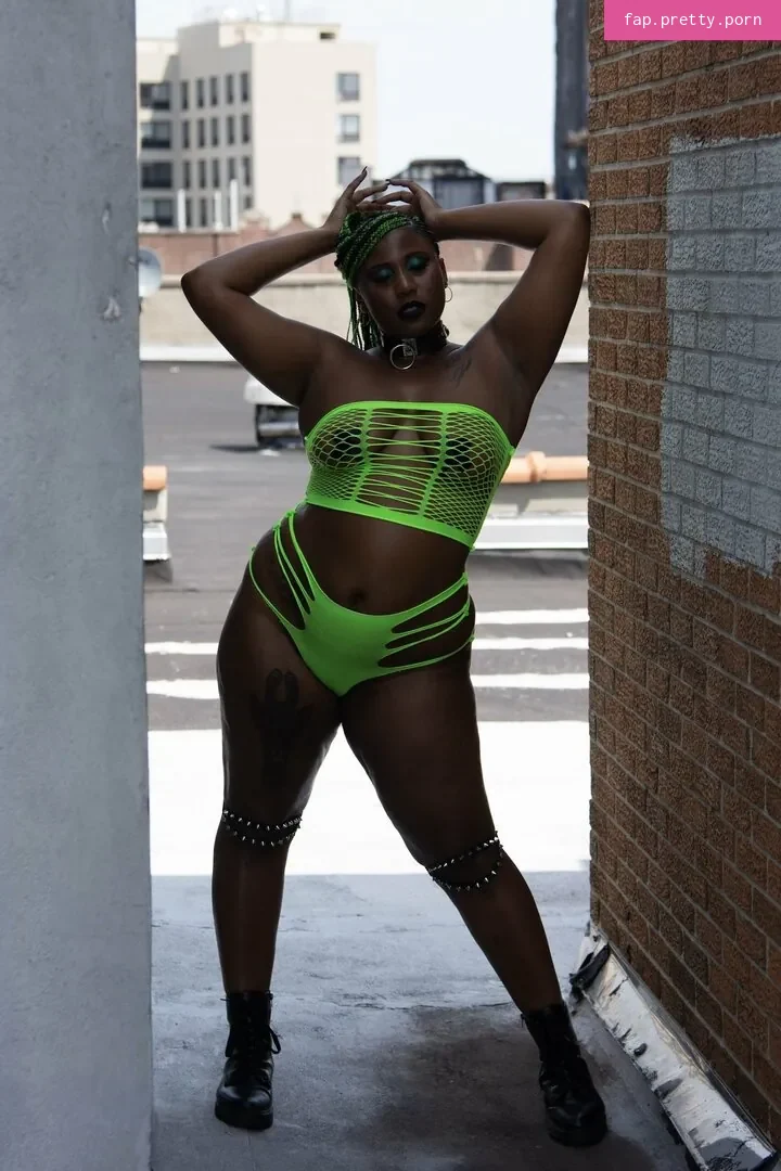 Rubii Thunda - Photo #03