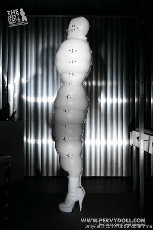 rubberdollemma