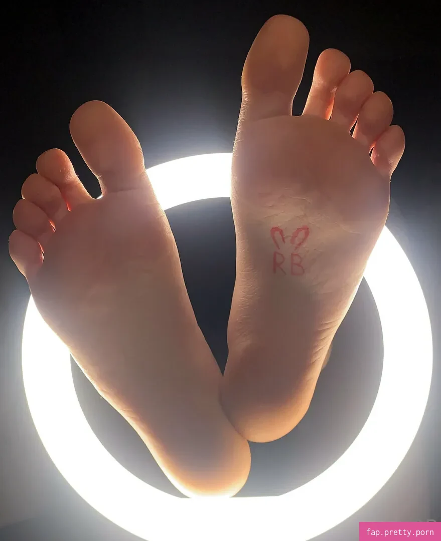 rubybunnyy - Photo #01