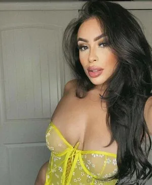 Rayleen Vega