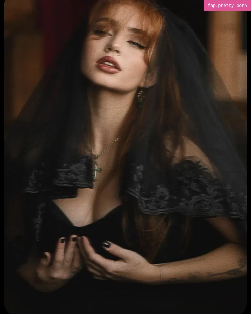 Renata Valliulina - Photo #03