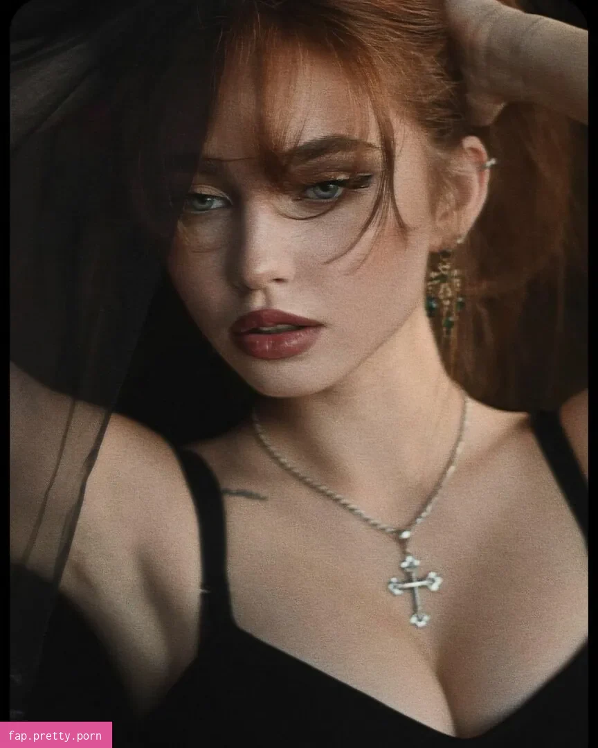 Renata Valliulina - Photo #08