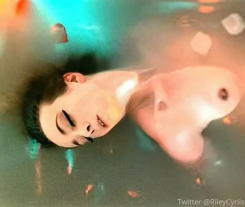rileycyriis_vip