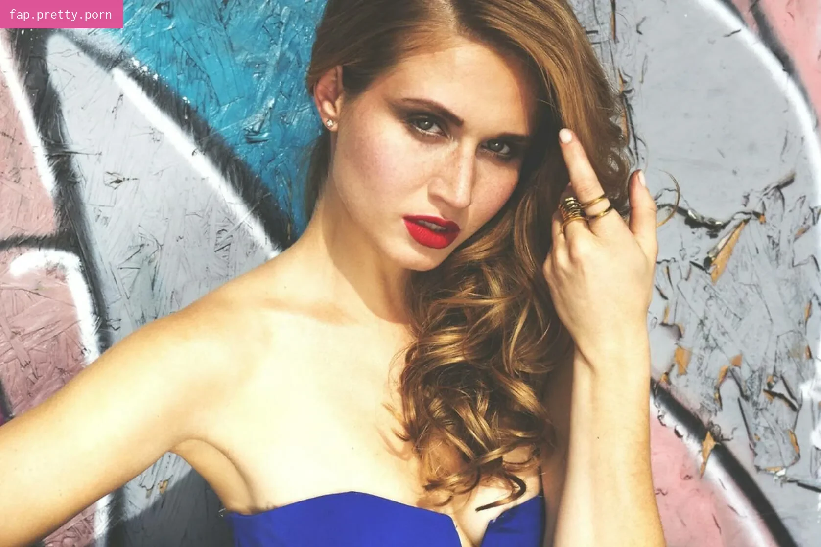 Rita Volk - Photo #08