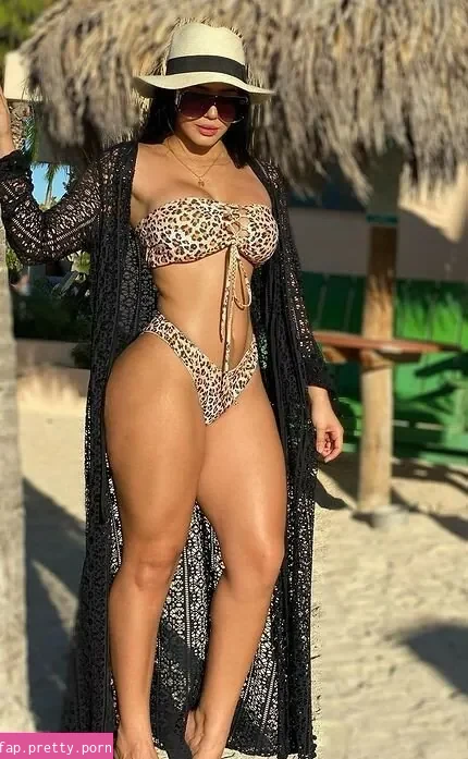 Roxana Ventura - Photo #89