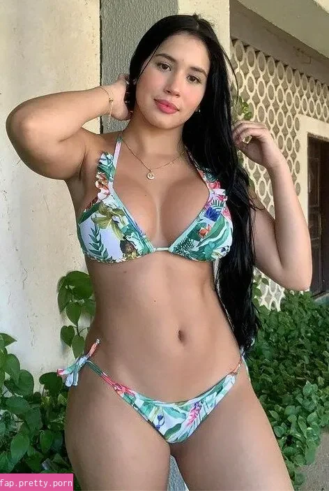 Roxana Ventura - Photo #05