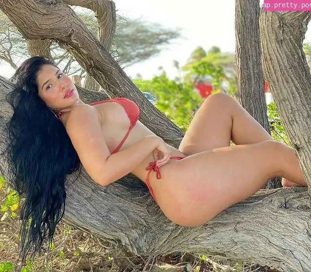 Roxana Ventura - Photo #55
