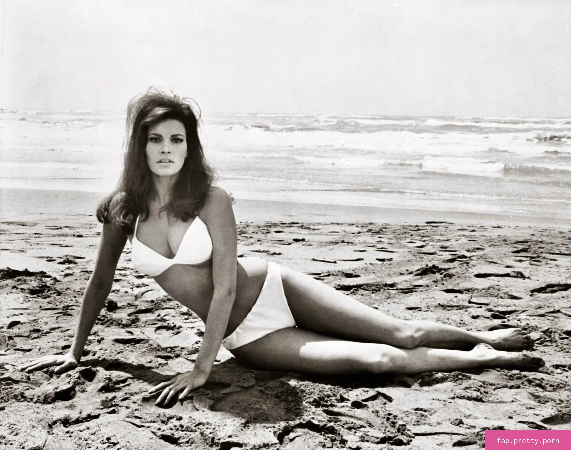 Raquel Welch - Photo #95