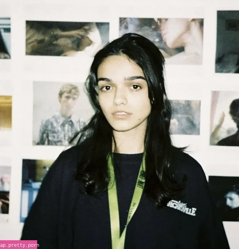 Rachel Zegler - Photo #08