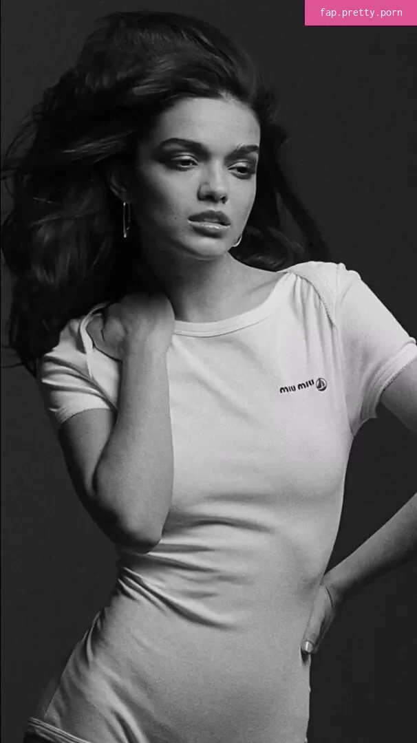 Rachel Zegler - Photo #07