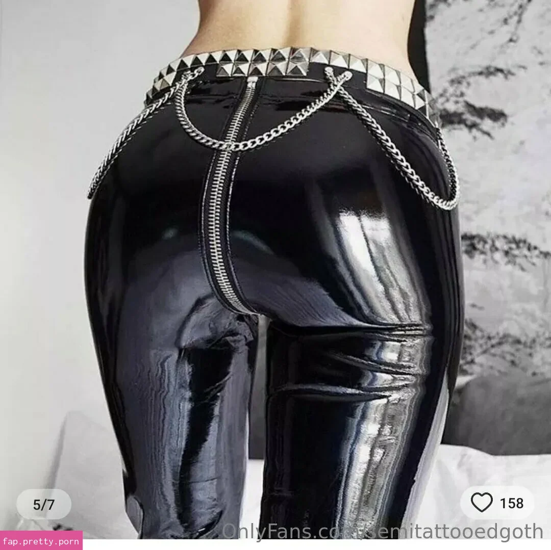 semitattooedgoth - Photo #03