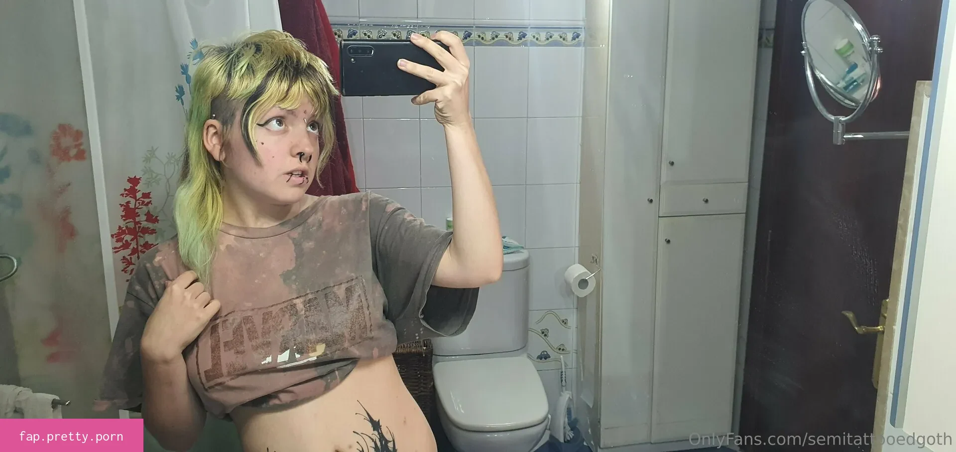 semitattooedgoth - Photo #23