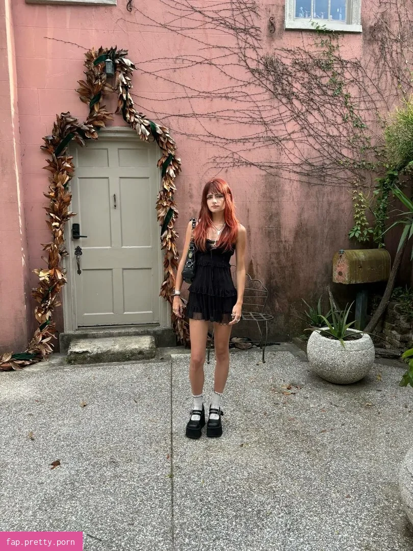 Snickerbitch - Photo #11