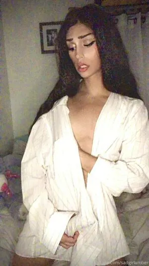 sadgirlamber