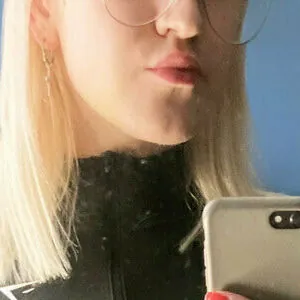 sadnsassy666