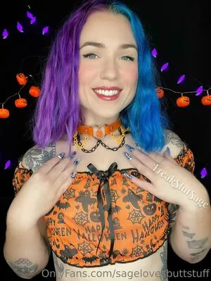 sagelovesbuttstuff