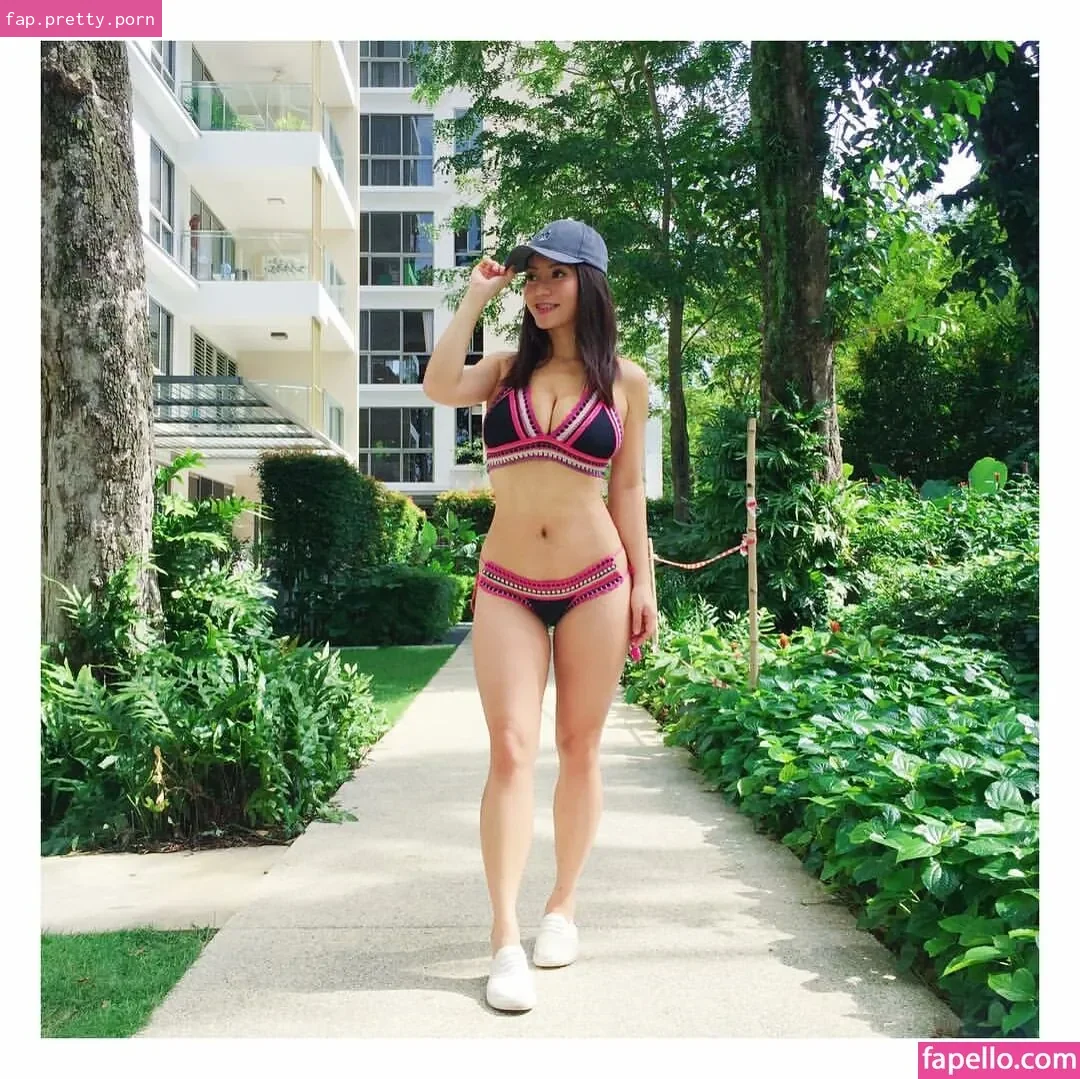Sally - Photo #66
