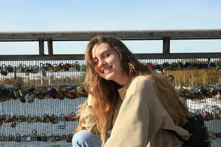 Sarah A-L
