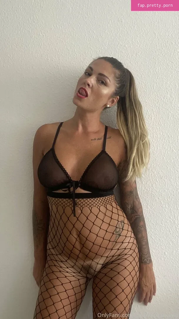sarahmontanavip - Photo #89