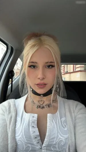 Sarahtoninx9_
