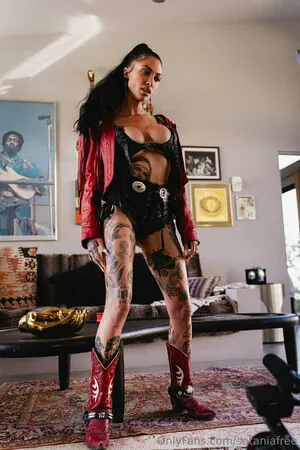 sataniafree