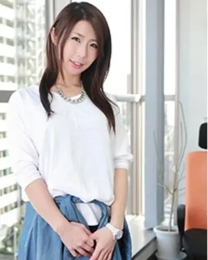 Shinoda Ayumi