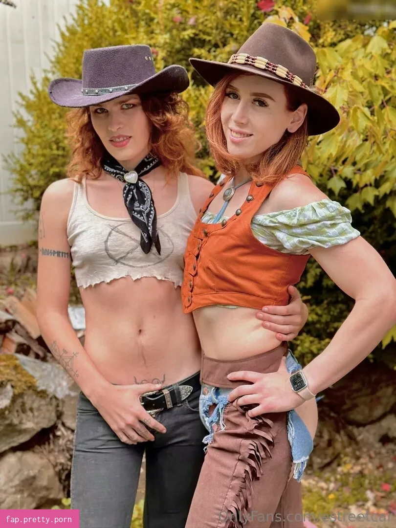 Shiri Allwood - Photo #96