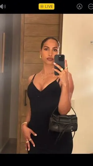 Snoh Aalegra